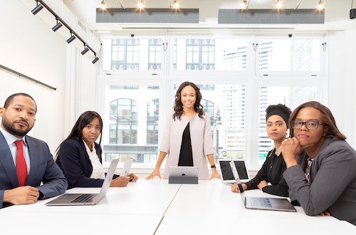 不忘初心，坚定信心